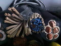 YR늄�(d��ng)���J��|